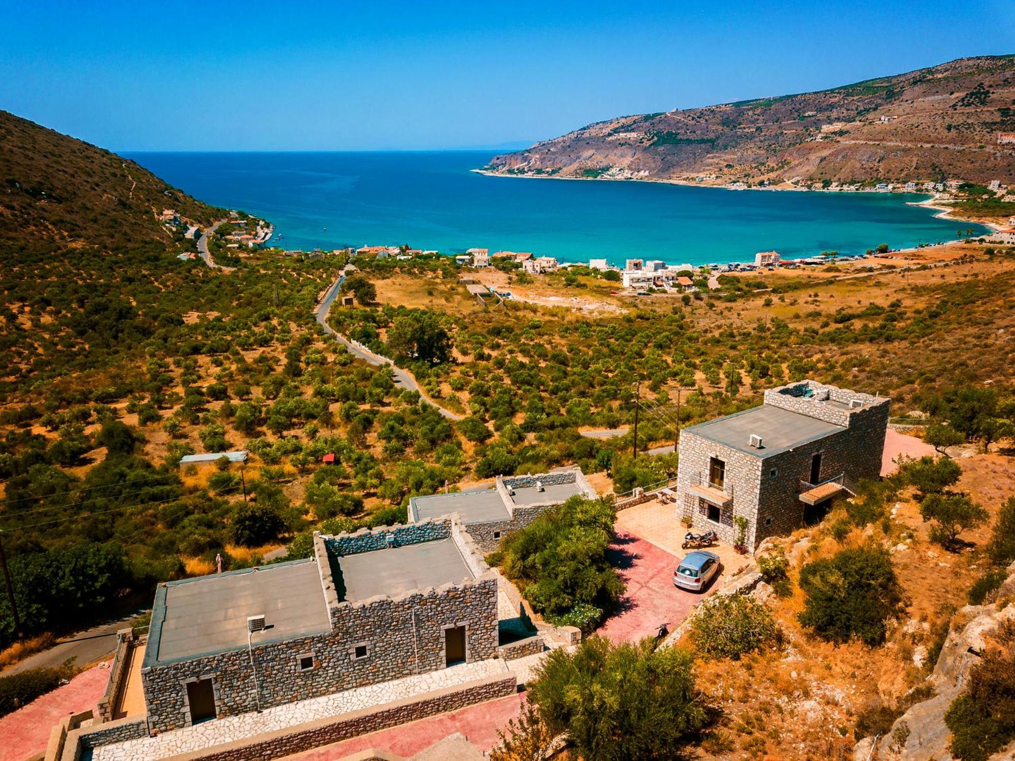 Néon Oítilon Onar Mani Suites מראה חיצוני תמונה